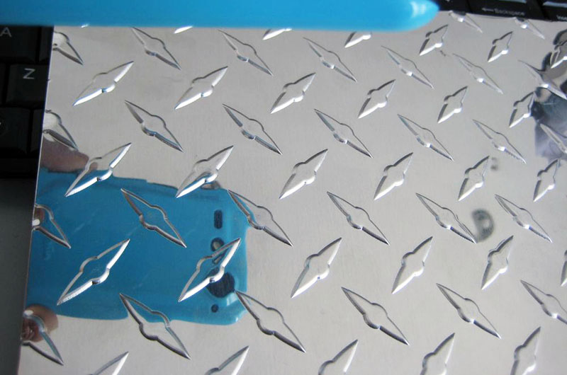 Marine grade aluminum diamond plate 